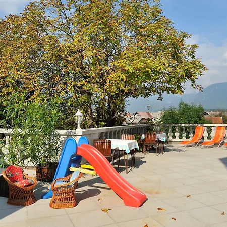 Lectar 3* Radovljica